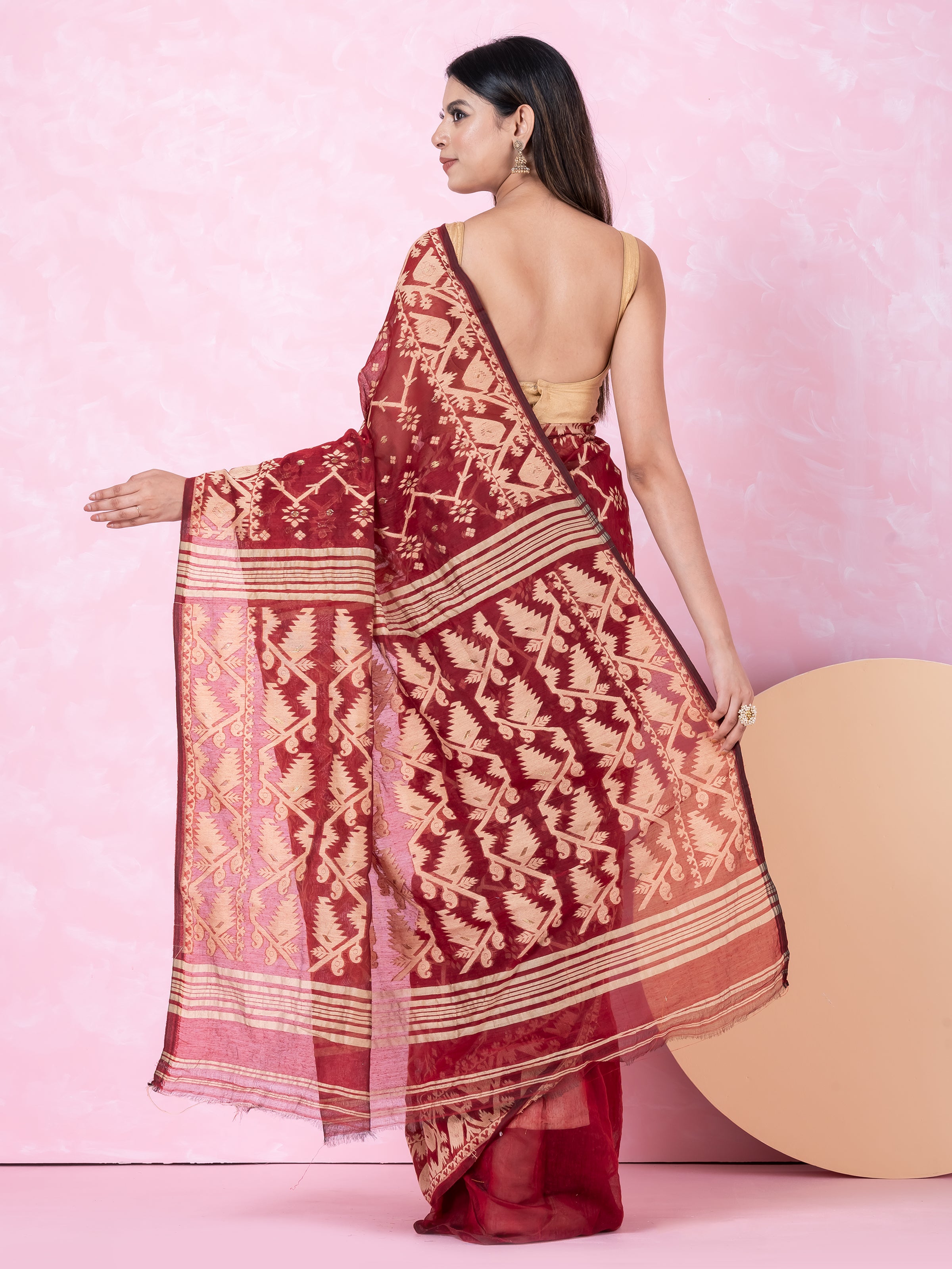 Jamdani saree.