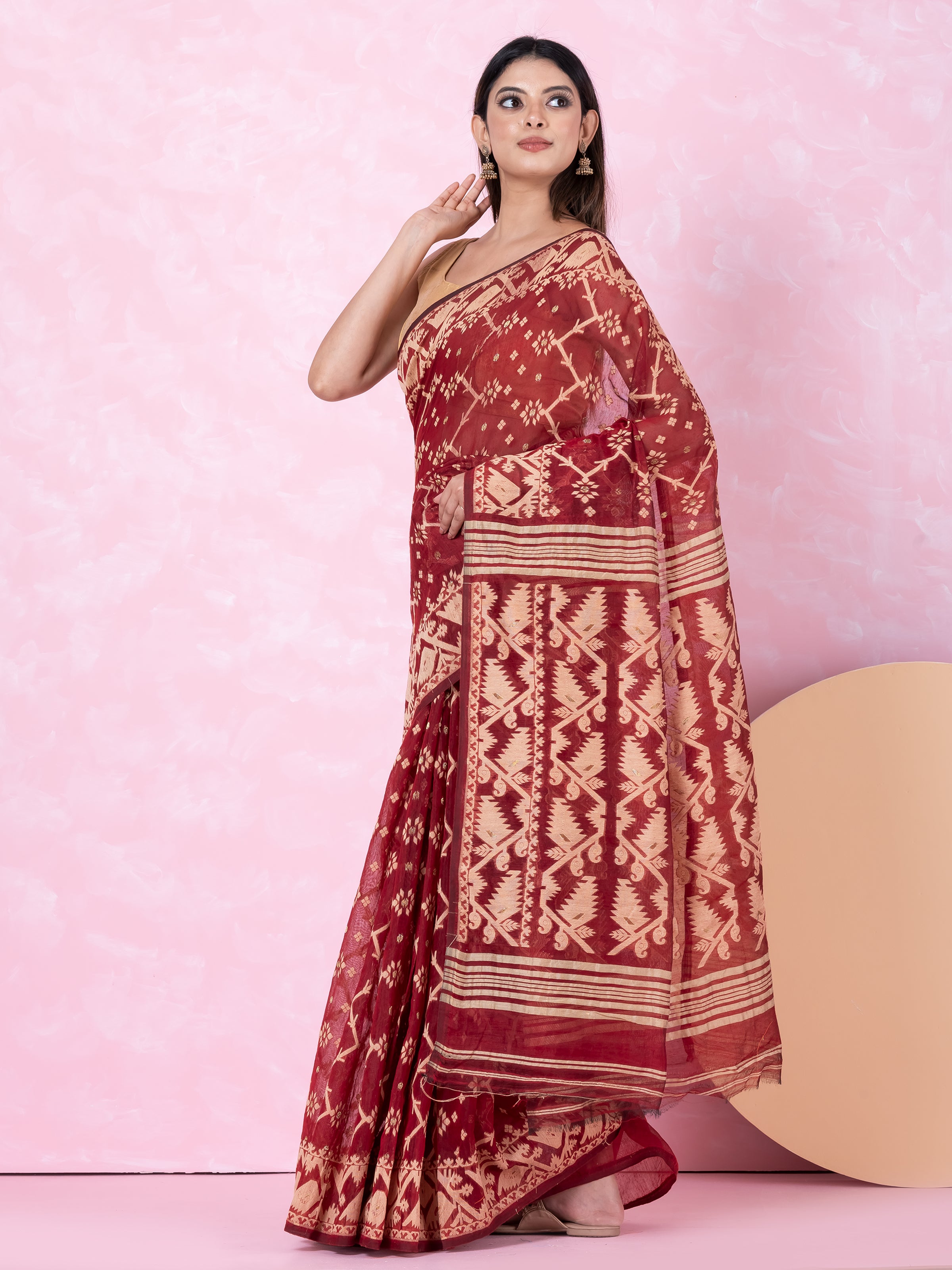 Jamdani saree.
