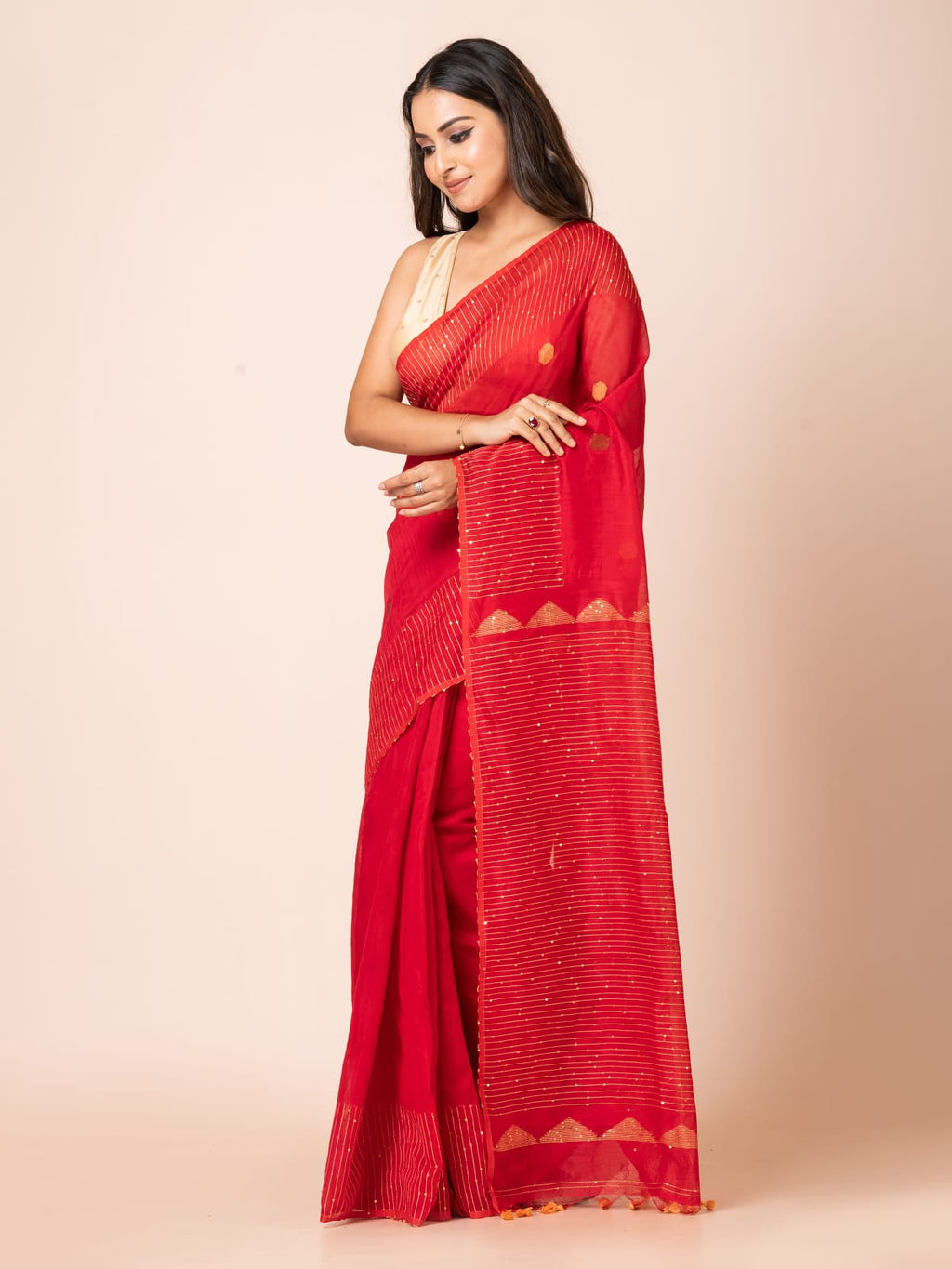 Cotton tissue jamdani saree.