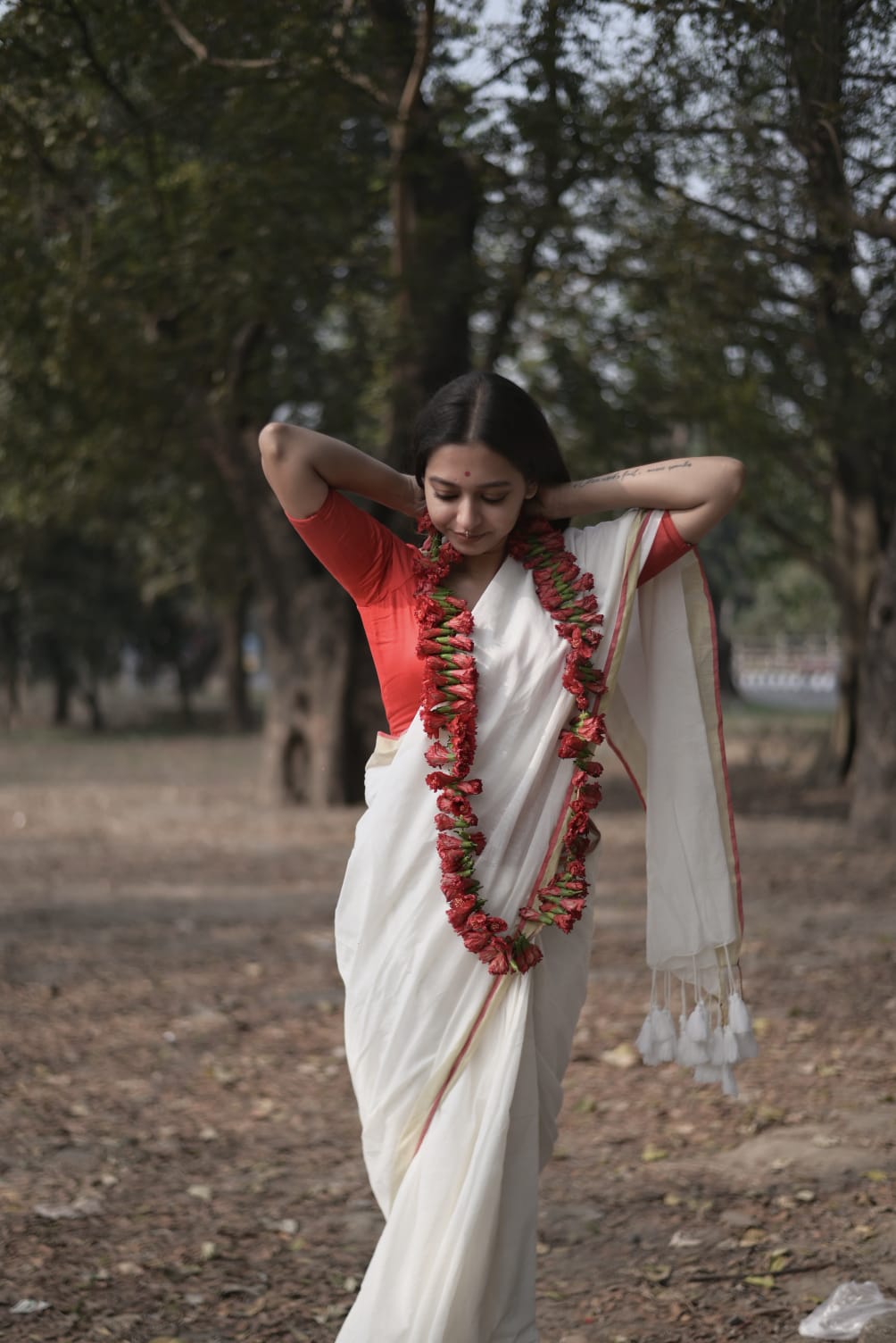 Mulmul offwhite cotton saree.