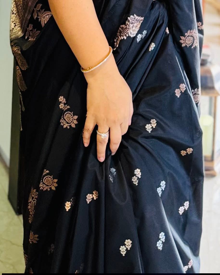 Raw mango benarasi silk sare.